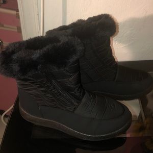 Black Snow Boots Size 8
